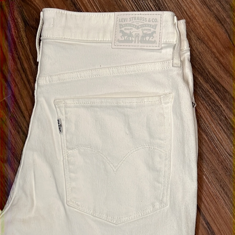 NWOT Levi’s 721 High Rise - Picture 11 of 15